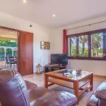 Schoenes Landhaus Mit Pool Fuer 6 Personen