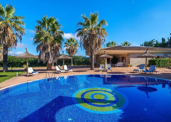 Schoenes Landhaus Mit Pool Fuer 6 Personen