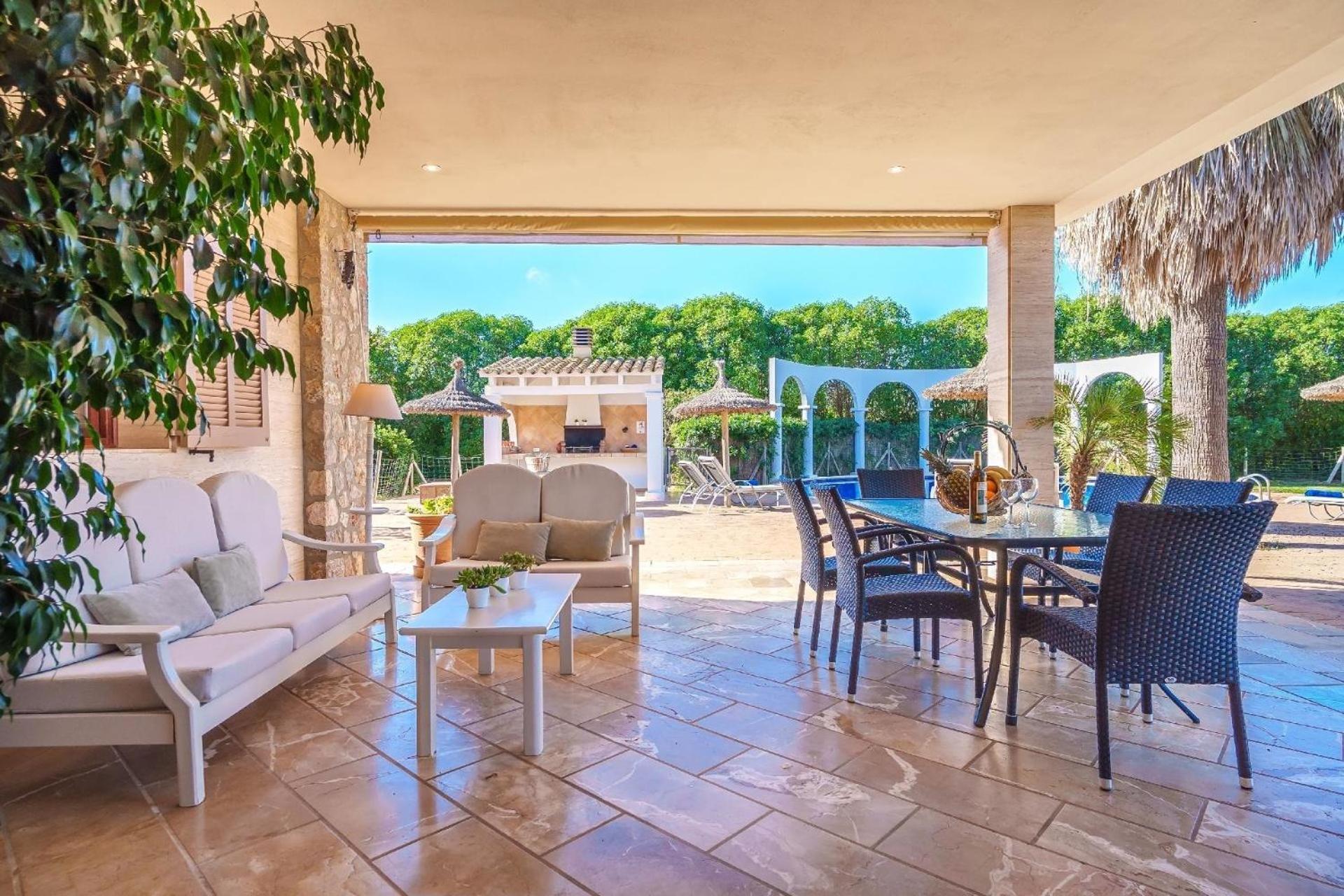 Schoenes Mit Pool Fuer 6 Personen * Sa Pobla
