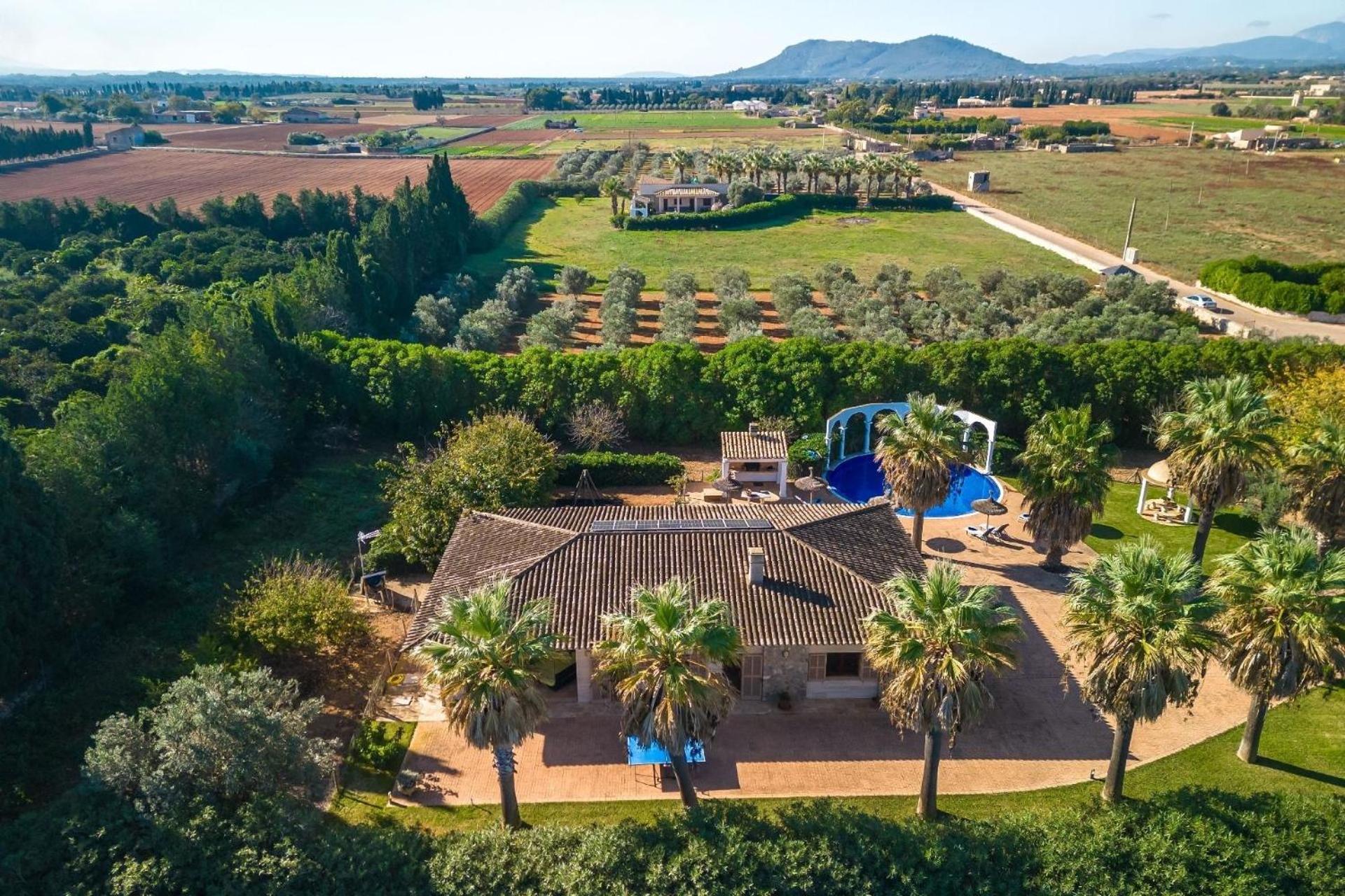 Schoenes Mit Pool Fuer 6 Personen * Sa Pobla