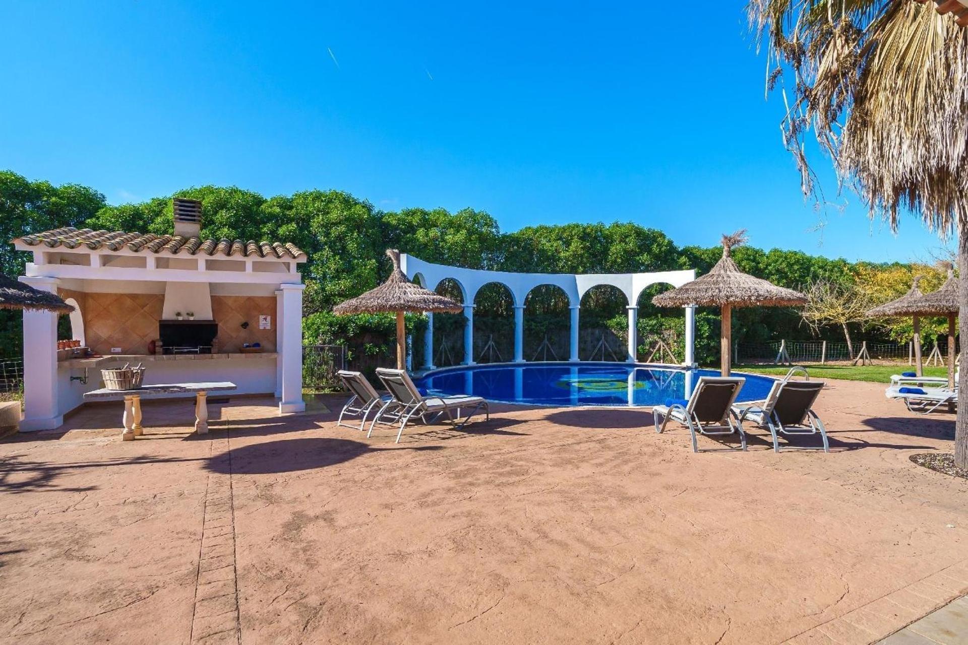 Schoenes Mit Pool Fuer 6 Personen Ferienhaus *