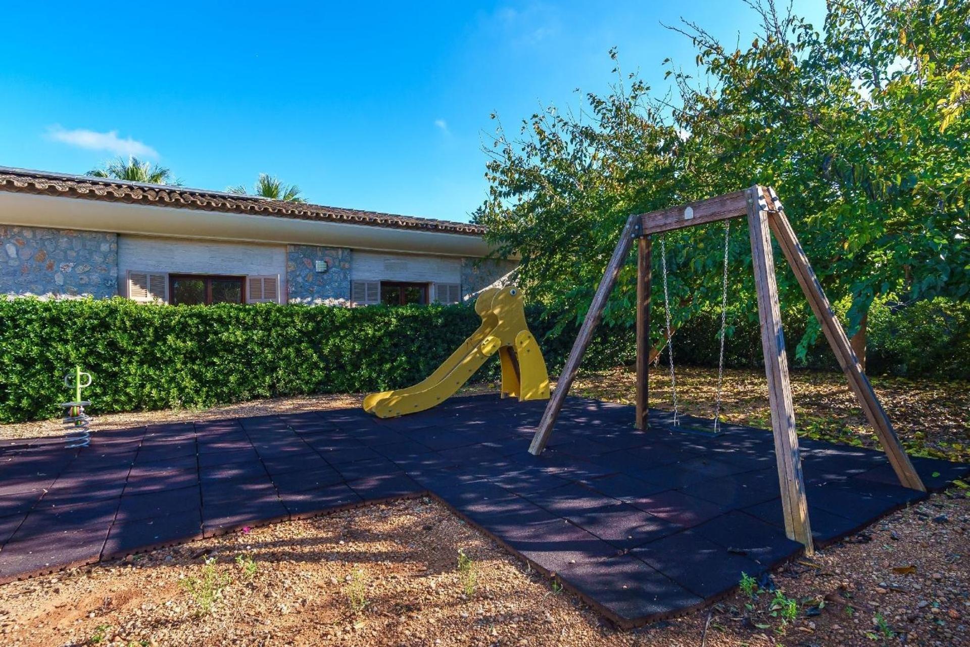Schoenes Mit Pool Fuer 6 Personen Ferienhaus *